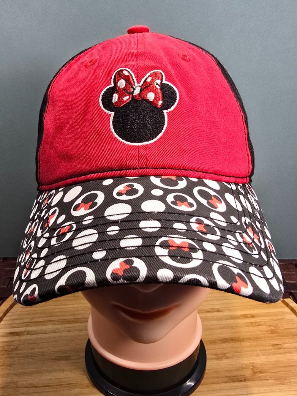 Disney Minnie Mouse Embroidered Strap back Adjustable Baseball Cap Hat